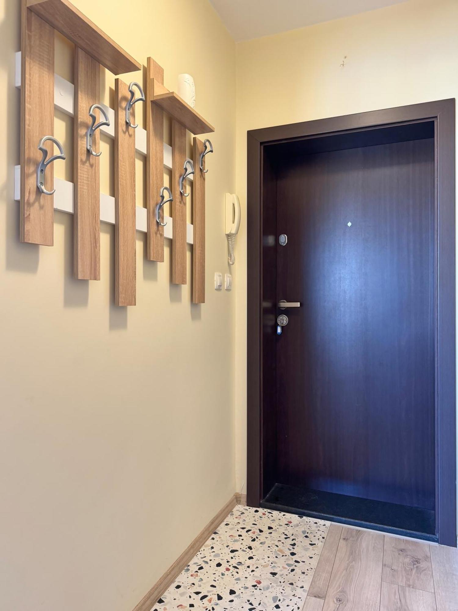 Restful Apartment For 4 Guests In Burgas Exterior photo