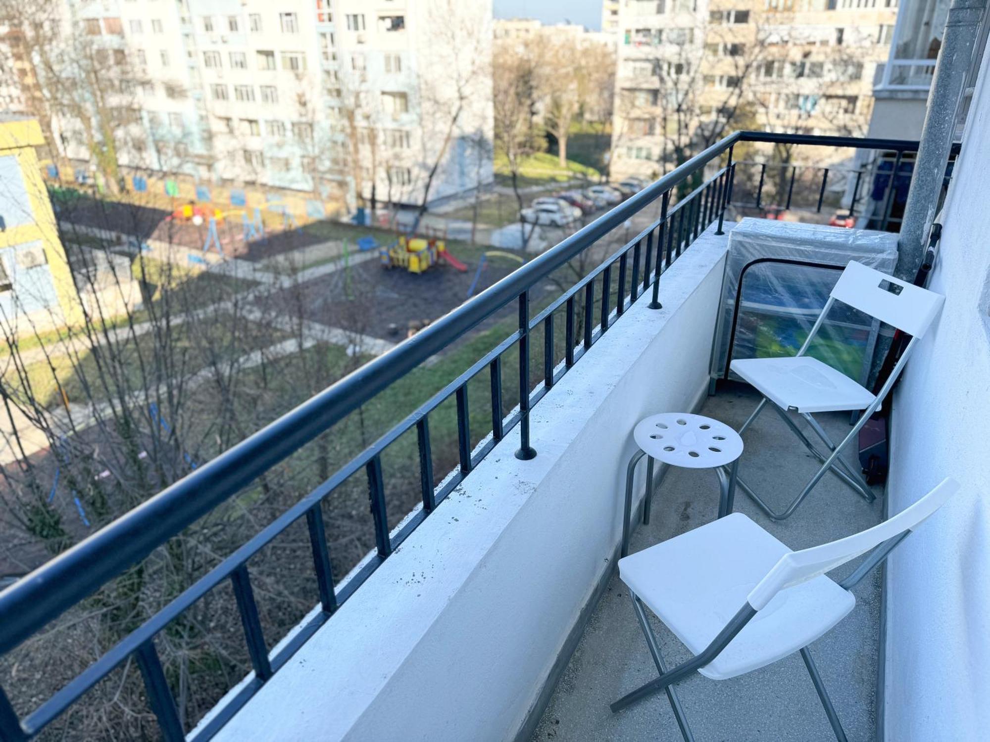 Restful Apartment For 4 Guests In Burgas Exterior photo